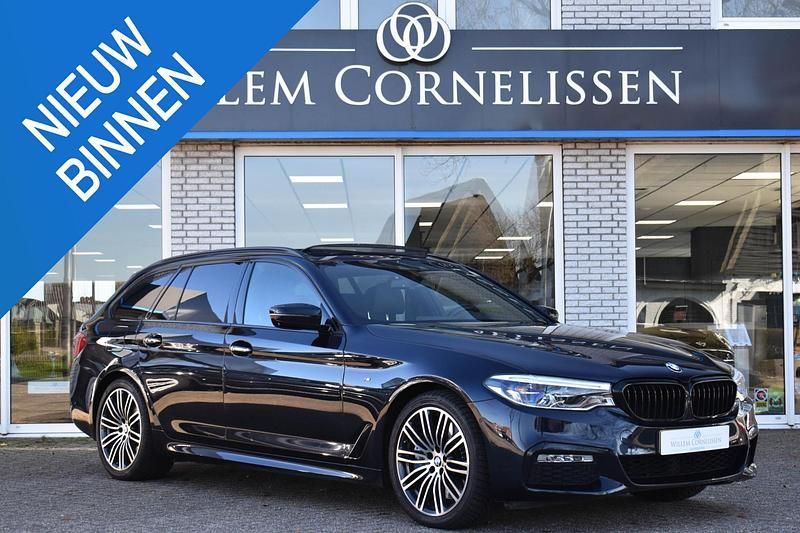 Zwart Gebruikt 2017 BMW 540 Executive Stationwagen | € 32.950 (Iets duurder) - Afbeelding 1/4