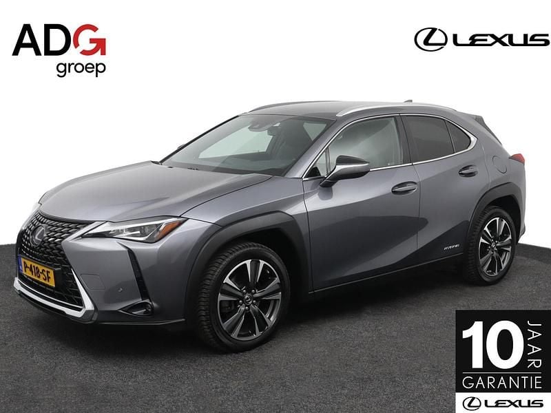 Grijs Gebruikt 2021 Lexus UX SUV | € 29.950 (Eerlijke prijs) - Afbeelding 1/4