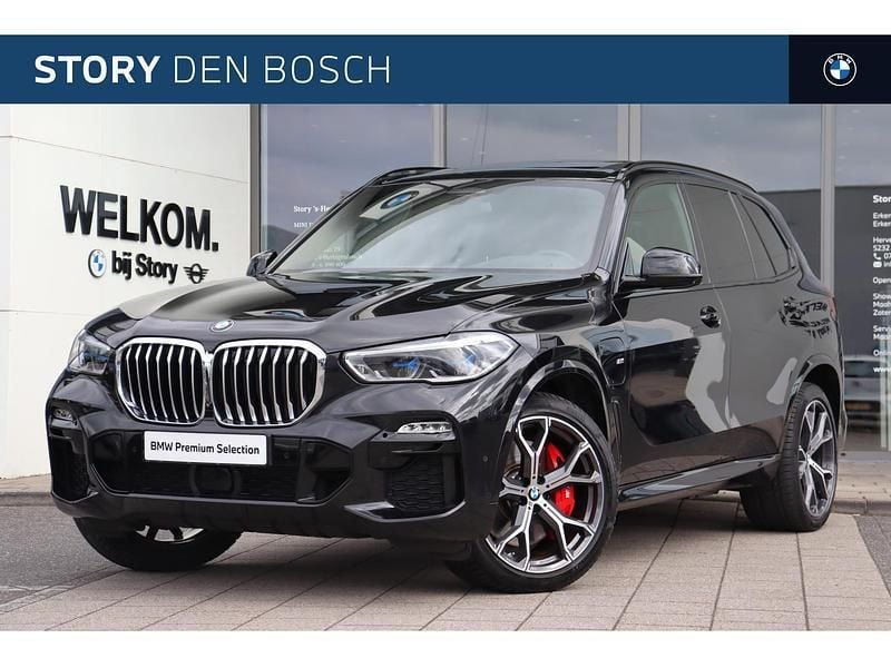 Zwart Gebruikt 2021 BMW X5 Executive SUV | € 61.950 (Eerlijke prijs) - Afbeelding 1/4