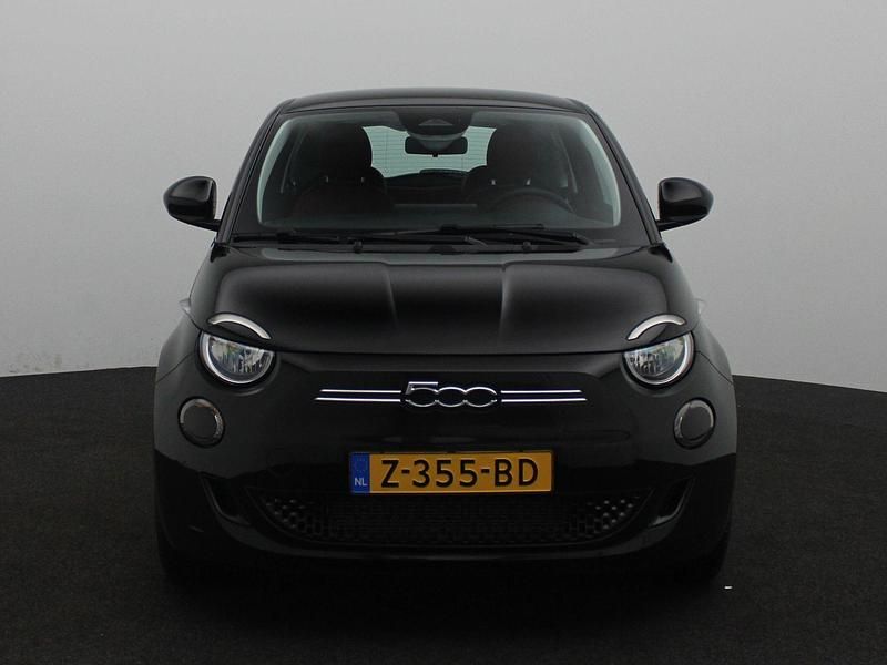 Occasion Fiat 500e Urban 86 kW (118 PK) 2023 Zwart Hatchback