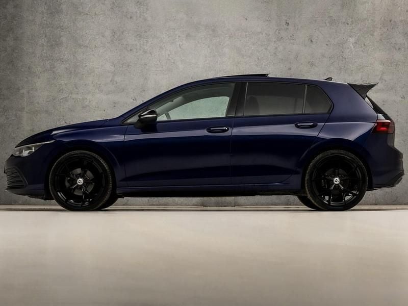 Occasion VW Golf VIII Sport 2022 Blauw Hatchback