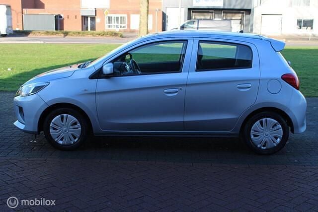 Occasion Mitsubishi Space Star 71 PK (52 kW) 2021 Grijs (metallic) Hatchback