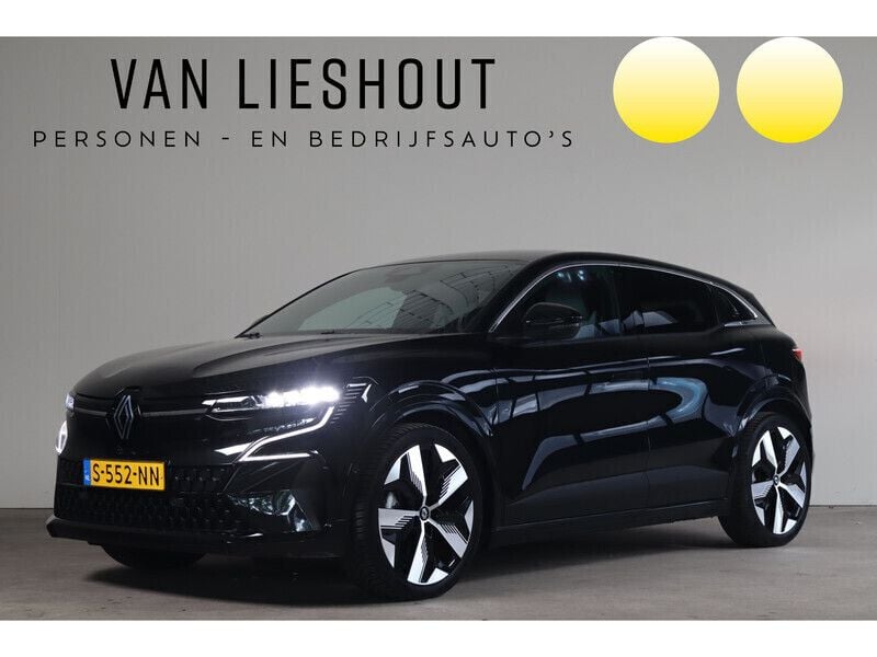 Zwart Gebruikt 2023 Renault Mégane Techno Hatchback | € 28.650 (Goede deal) - Afbeelding 1/4