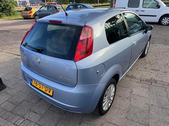 Occasion Fiat Grande Punto 77 PK (56 kW) 2006 Blauw Hatchback
