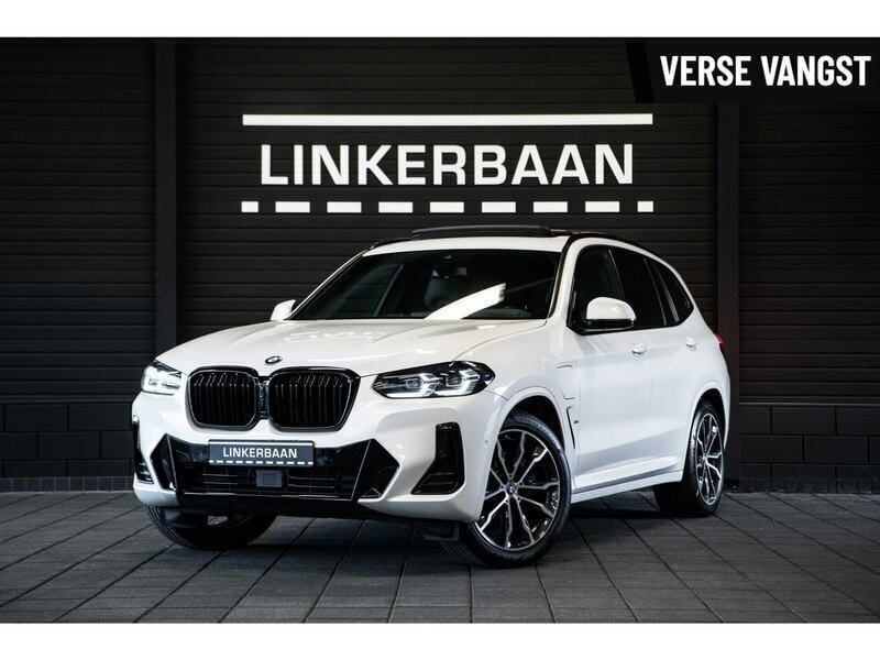 Wit Gebruikt 2023 BMW X3 M Sport SUV | € 55.895 (Eerlijke prijs) - Afbeelding 1/3