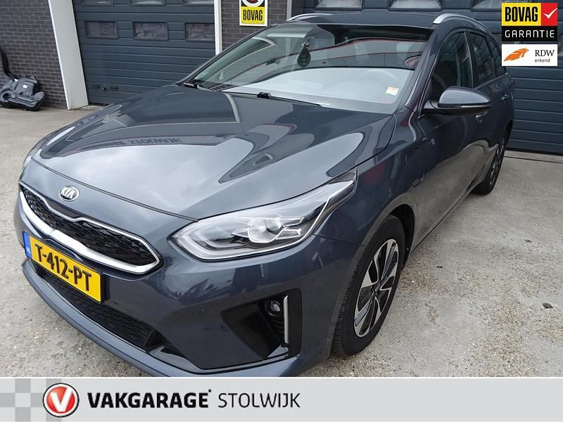 Occasion Kia Ceed 105 PK (77 kW) 2020 Grijs Hatchback