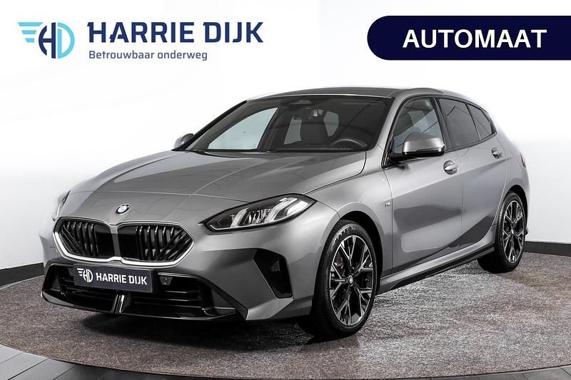 Grijs Gebruikt 2025 BMW 120 M Sport Hatchback | € 35.995 (Eerlijke prijs) - Afbeelding 1/3