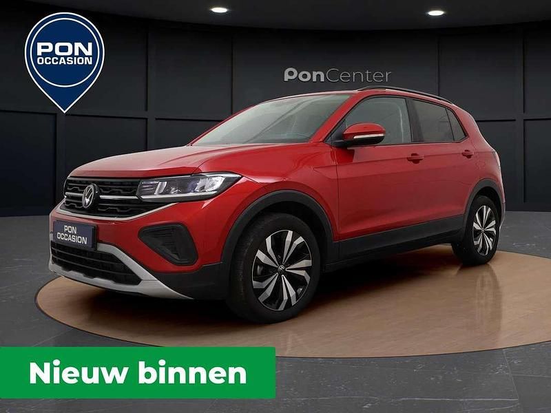 Rood Gebruikt 2025 VW T-Cross Life SUV | € 30.850 (Iets duurder) - Afbeelding 1/3