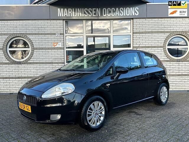 Zwart Gebruikt 2008 Fiat Grande Punto Dynamic Hatchback | € 995 (Goede deal) - Afbeelding 1/4