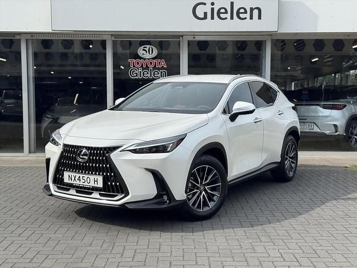 Nieuw Lexus NX450h+ Luxury Line 309 PK (227 kW) 2025 Wit SUV