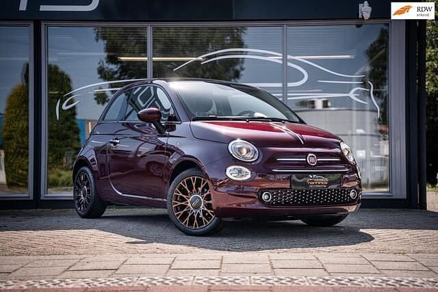 Rood, metallic lak Gebruikt 2019 Fiat 500 Collezione Hatchback | € 11.945 (Eerlijke prijs) - Afbeelding 1/4
