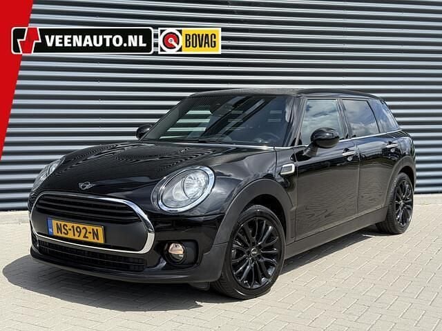 Zwart Gebruikt 2017 Mini Cooper Clubman Stationwagen | € 15.945 (Eerlijke prijs) - Afbeelding 1/4