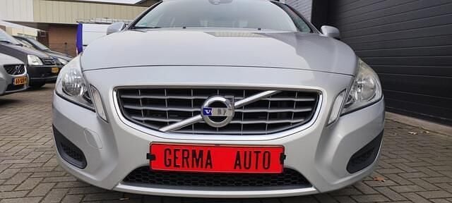 Occasion Volvo S60 Kinetic 180 PK (132 kW) 2011 Grijs (metallic) Sedan