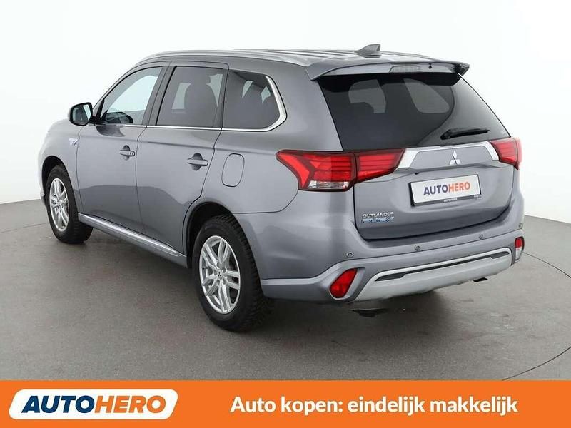 Occasion Mitsubishi Outlander P-HEV Plus 224 PK (164 kW) 2020 Grijs SUV
