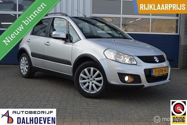 Grijs Gebruikt 2013 Suzuki SX4 Comfort MPV | € 8.450 (Eerlijke prijs) - Afbeelding 1/4