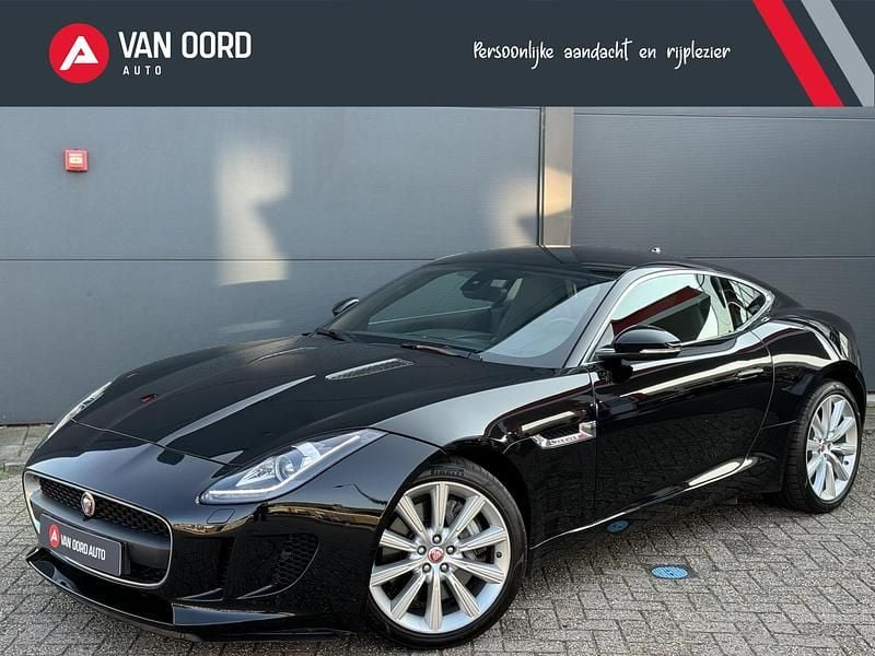 Zwart Occasion 2014 Jaguar F-Type Coupé | € 37.970 (Goede deal) - Afbeelding 1/4