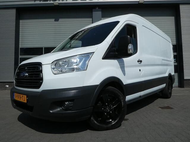 Wit Gebruikt 2015 Ford Transit Van | € 8.900 (Eerlijke prijs) - Afbeelding 1/4
