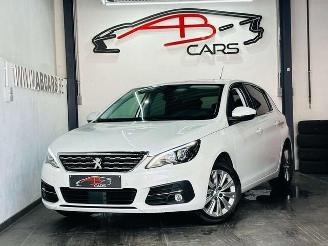 Occasion Peugeot 308 Allure 131 PK (96 kW) 2021 Wit Sedan