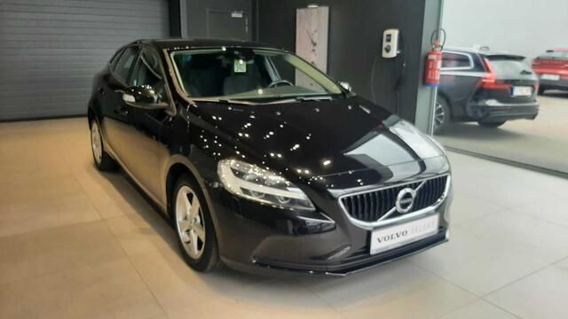 Occasion Volvo V40 2018 Zwart Stationwagen
