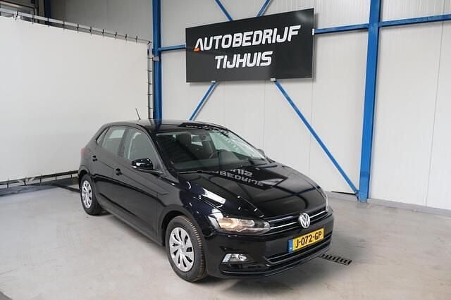 Zwart Gebruikt 2020 VW Polo Comfortline Hatchback | € 15.750 (Goede deal) - Afbeelding 1/4