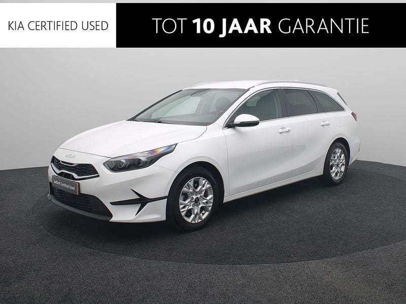 Wit Gebruikt 2022 Kia Ceed Stationwagen | € 24.940 (Eerlijke prijs) - Afbeelding 1/2