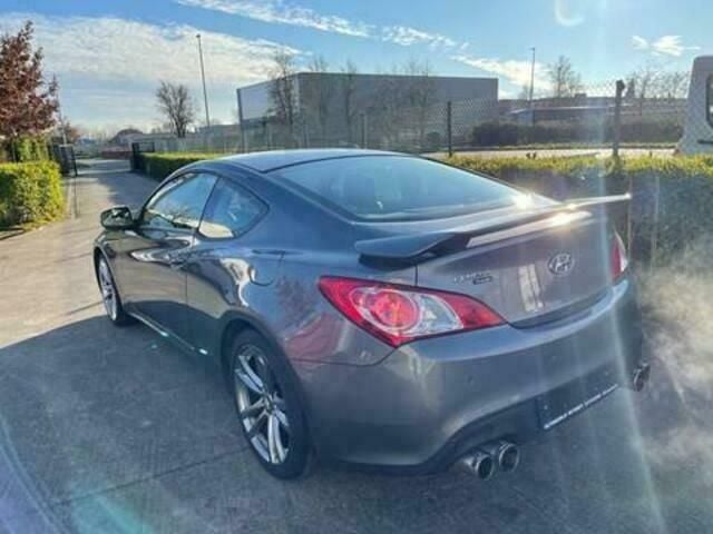 Occasion Hyundai Genesis 302 PK (222 kW) 2011 Grijs Hatchback