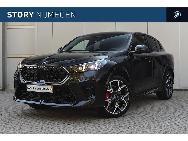 Zwart Gebruikt 2025 BMW X2 Executive SUV | € 63.450 (Goede deal) - Afbeelding 1/4