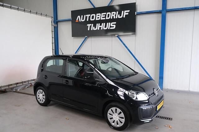 Zwart (metallic) Gebruikt 2023 VW up! Hatchback | € 12.900 (Eerlijke prijs) - Afbeelding 1/4