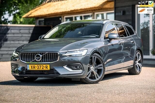 Grijs Gebruikt 2019 Volvo V60 Inscription Stationwagen | € 37.750 (Eerlijke prijs) - Afbeelding 1/4