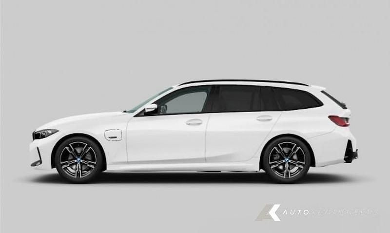 Occasion BMW 330e M Sport 292 PK (214 kW) 2022 Wit Stationwagen