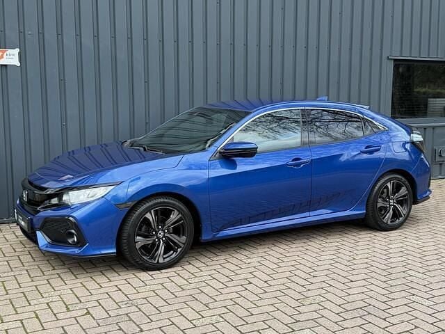 Blauw (metallic) Gebruikt 2017 Honda Civic Hatchback | € 13.995 (Eerlijke prijs) - Afbeelding 1/4