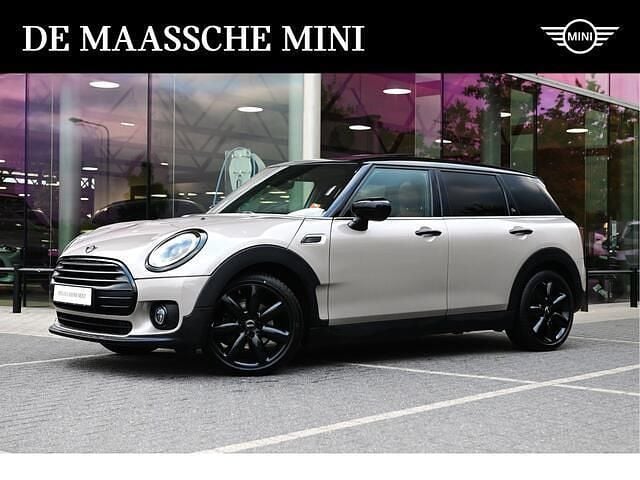 Grijs Gebruikt 2021 Mini Cooper Clubman Comfort Stationwagen | € 26.950 (Eerlijke prijs) - Afbeelding 1/4