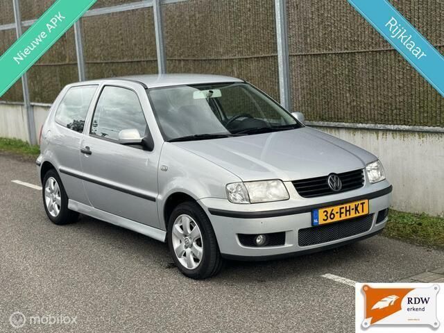 Occasion VW Polo Trendline 75 PK (55 kW) 2000 Grijs Hatchback