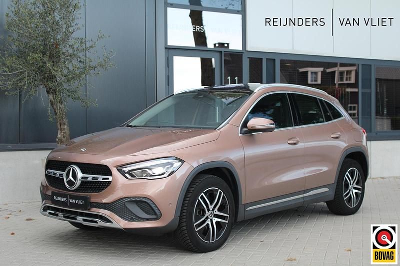 Bruin Occasion 2021 Mercedes GLA250 Progressive SUV | € 35.890 (Goede deal) - Afbeelding 1/4