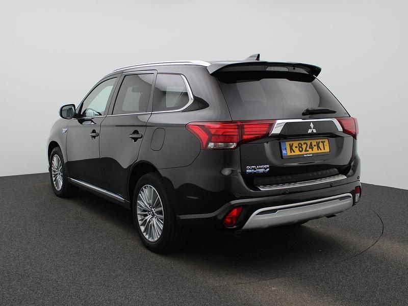 Occasion Mitsubishi Outlander 135 PK (99 kW) 2021 Zwart SUV