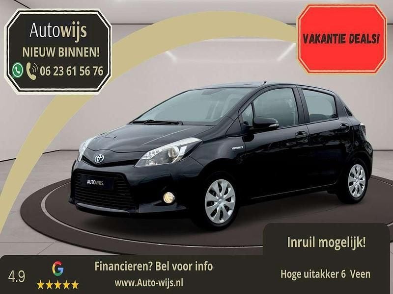 Zwart, metallic lak Gebruikt 2013 Toyota Yaris Hybrid Hatchback | € 11.480 (Eerlijke prijs) - Afbeelding 1/4