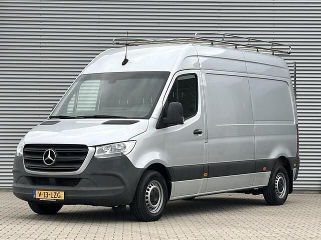 Zilver Gebruikt 2021 Mercedes Sprinter Van | € 19.750 (Super prijs) - Afbeelding 1/4