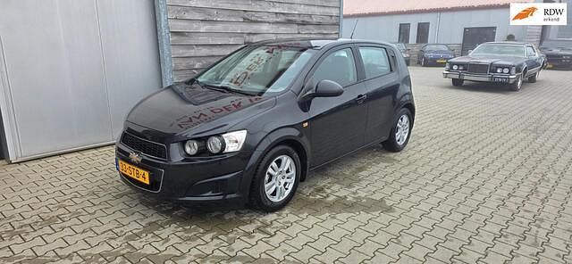 Zwart Occasion 2011 Chevrolet Aveo LT Hatchback | € 4.250 (Eerlijke prijs) - Afbeelding 1/4