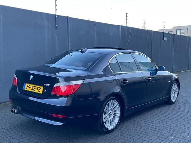 Occasion BMW 525 218 PK (160 kW) 2006 Zwart Sedan