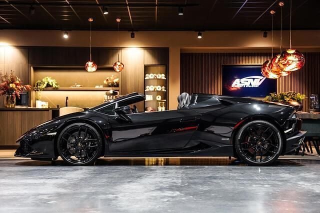 Occasion Lamborghini Huracán 610 PK (448 kW) 2017 Zwart Cabriolet