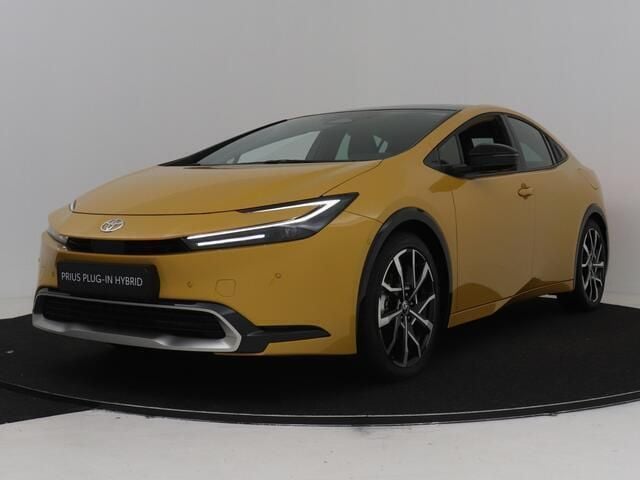 Geel metallic Nieuw 2025 Toyota Prius Edition Hatchback | € 44.900 (Goede deal) - Afbeelding 1/4