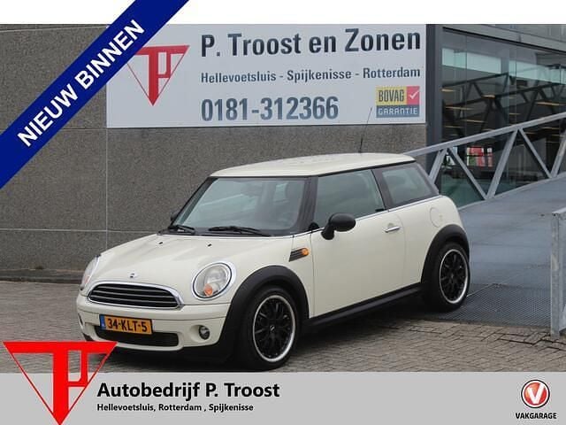 Wit Gebruikt 2010 Mini ONE Business Hatchback | € 5.950 (Duur) - Afbeelding 1/4