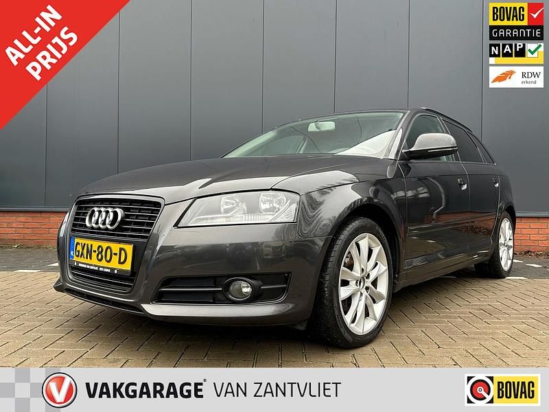 Grijs Gebruikt 2010 Audi A3 Ambiente Hatchback | € 5.995 (Eerlijke prijs) - Afbeelding 1/4