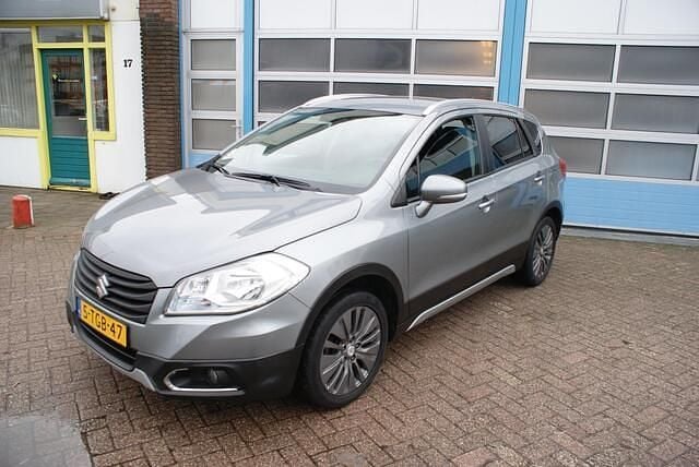 Grijs Occasion 2014 Suzuki SX4 S-Cross Exclusive SUV | € 8.950 (Goede deal) - Afbeelding 1/4