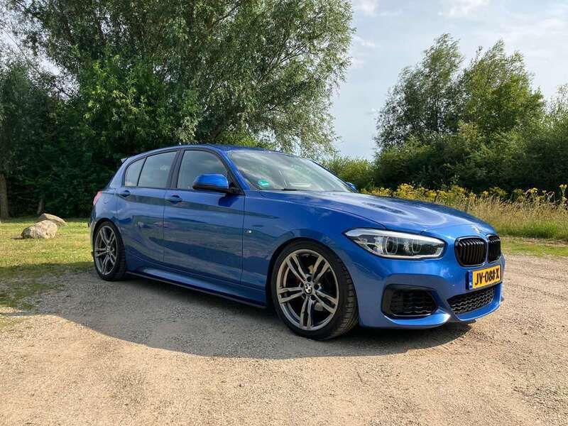 Blauw Gebruikt 2016 BMW 120 M Sport Hatchback | € 16.500 - Afbeelding 1/4