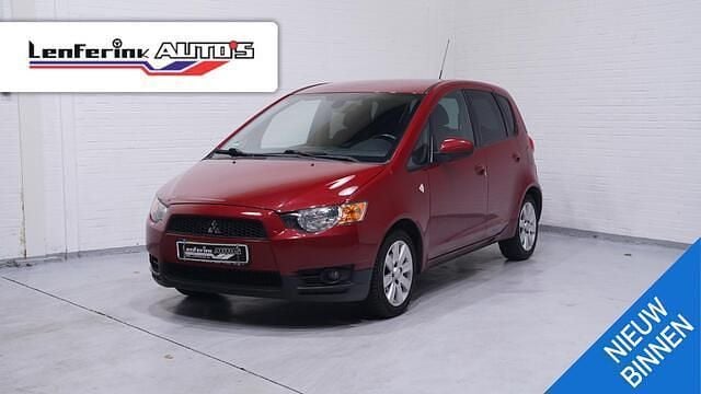Rood Gebruikt 2012 Mitsubishi Colt Edition Hatchback | € 5.300 (Eerlijke prijs) - Afbeelding 1/4