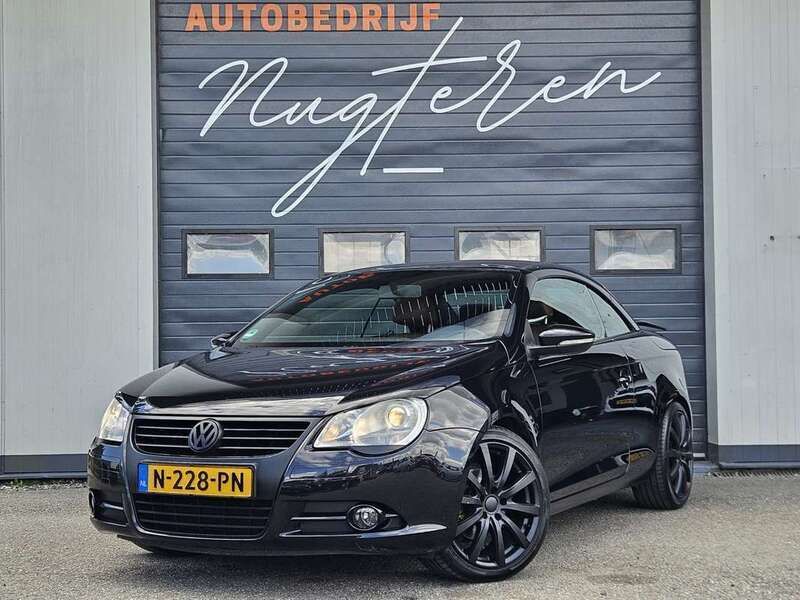 Zwart, metallic lak Gebruikt 2010 VW Eos Cabriolet | € 5.950 (Eerlijke prijs) - Afbeelding 1/4