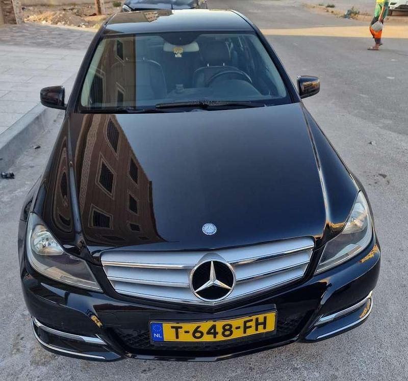Zwart Gebruikt 2012 Mercedes C180 Stationwagen | € 8.998 (Goede deal) - Afbeelding 1/4
