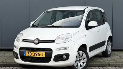 Gebruikt 2019 Fiat Panda Lounge Hatchback | € 9.900 (Eerlijke prijs)