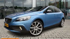 Gebruikt 2015 Volvo V40 CC Summum Stationwagen | € 16.900 (Eerlijke prijs)
